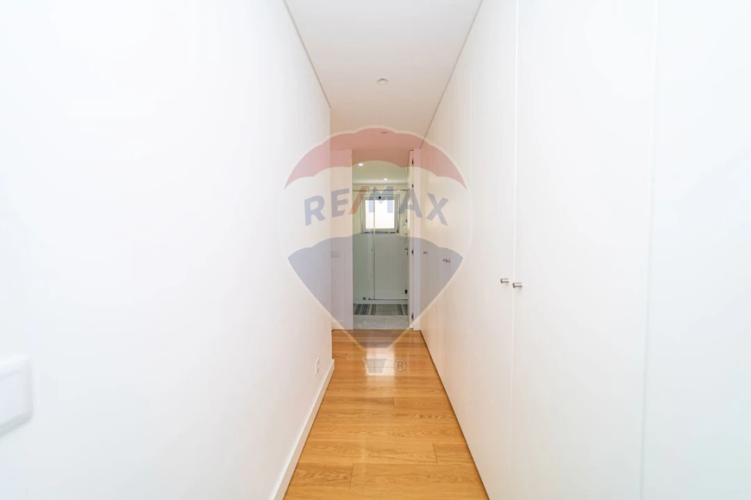 Apartamento T3 para Venda em Carcavelos e Parede Foto 10