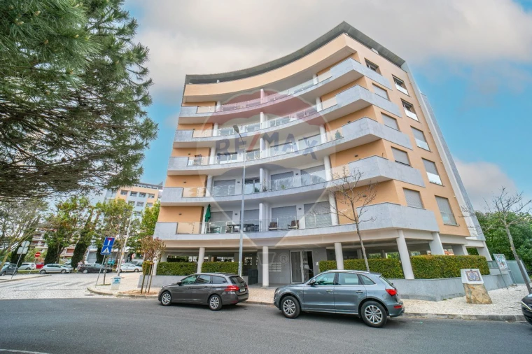 Apartamento T3 para Venda em Carcavelos e Parede Foto 18