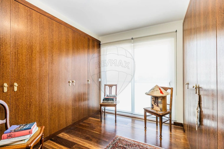 Apartamento T4 para Venda em Caparica e Trafaria Foto 14