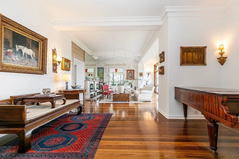 Moradia T10 para Venda em Santa Maria e São Miguel, São Martinho, São Pedro Penaferrim Foto 17