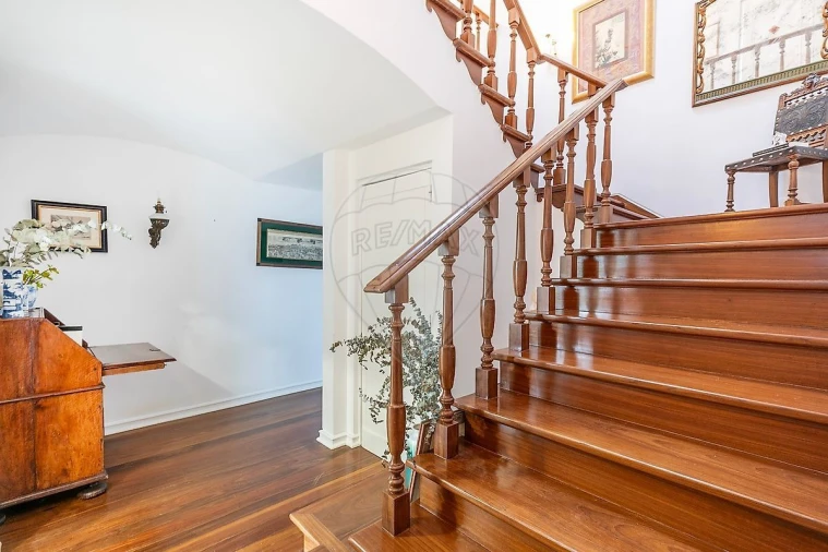 Moradia T10 para Venda em Santa Maria e São Miguel, São Martinho, São Pedro Penaferrim Foto 24