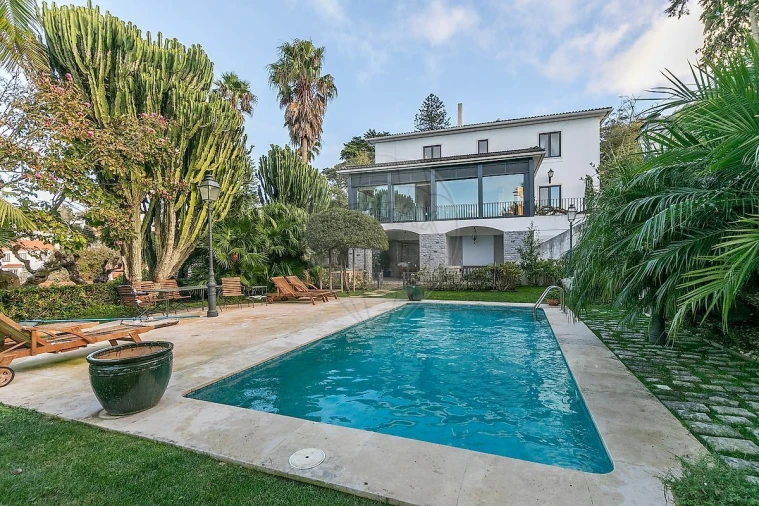 Moradia T10 para Venda em Santa Maria e São Miguel, São Martinho, São Pedro Penaferrim Foto 2