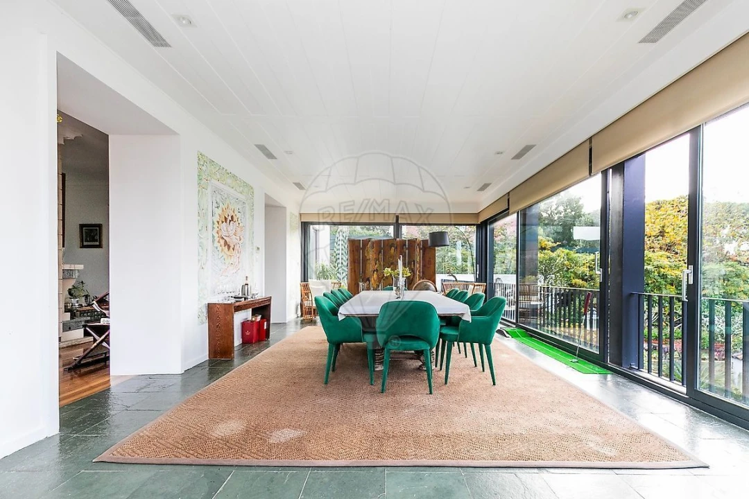 Moradia T10 para Venda em Santa Maria e São Miguel, São Martinho, São Pedro Penaferrim Foto 8