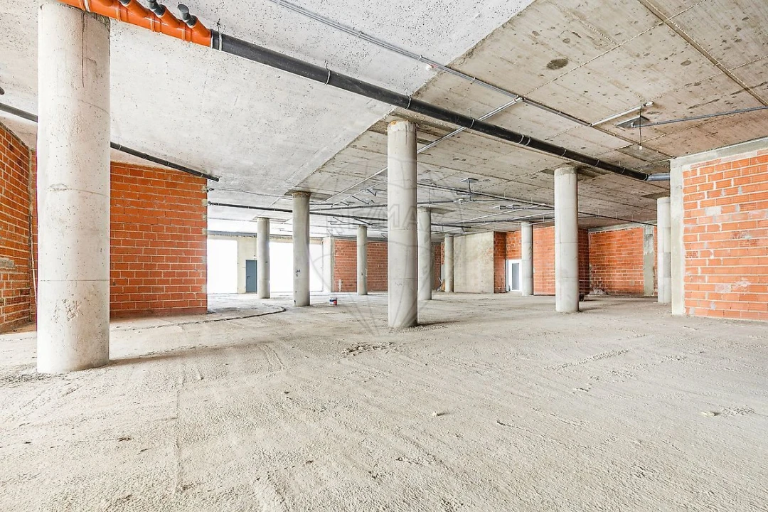 Loja para Venda em Alhandra, São João dos Montes e Calhandriz Foto 8