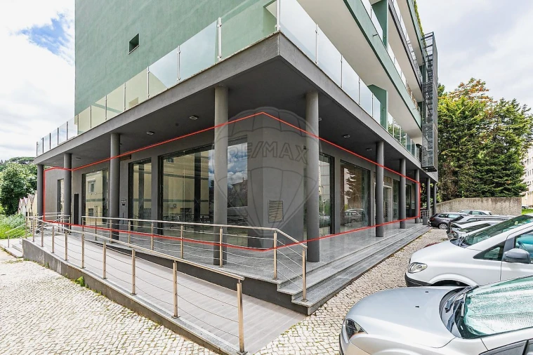 Loja para Venda em Alhandra, São João dos Montes e Calhandriz Foto 14