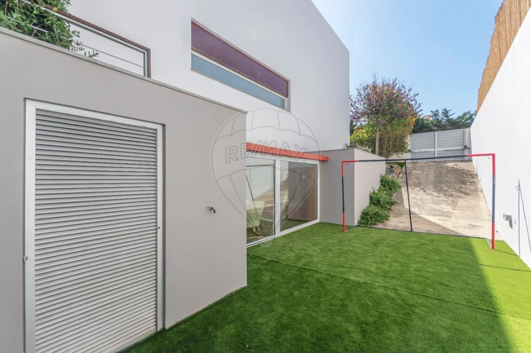 Moradia T4 para Venda em Carcavelos e Parede Foto 35