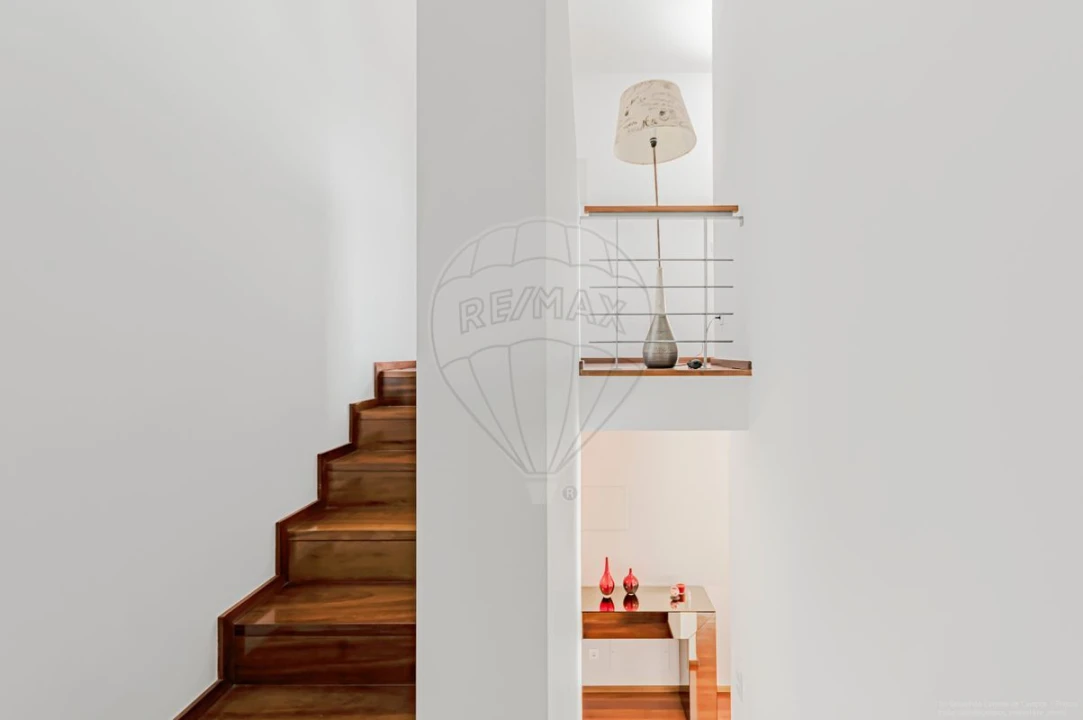 Moradia T4 para Venda em Carcavelos e Parede Foto 15