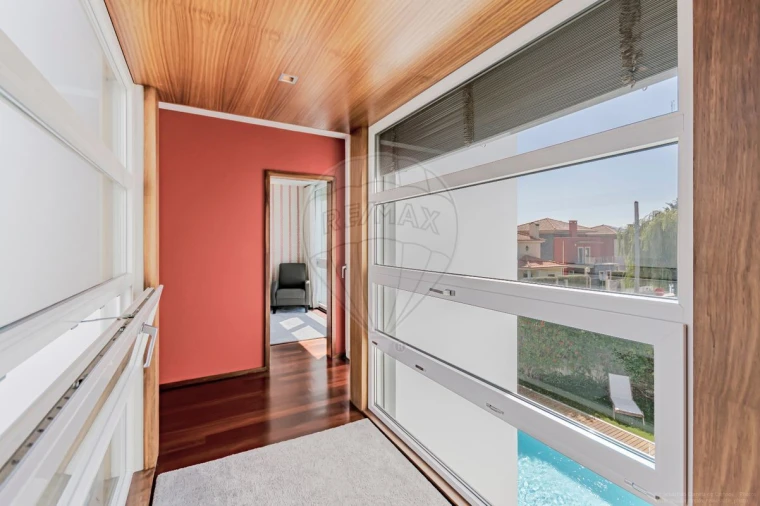 Moradia T4 para Venda em Carcavelos e Parede Foto 2