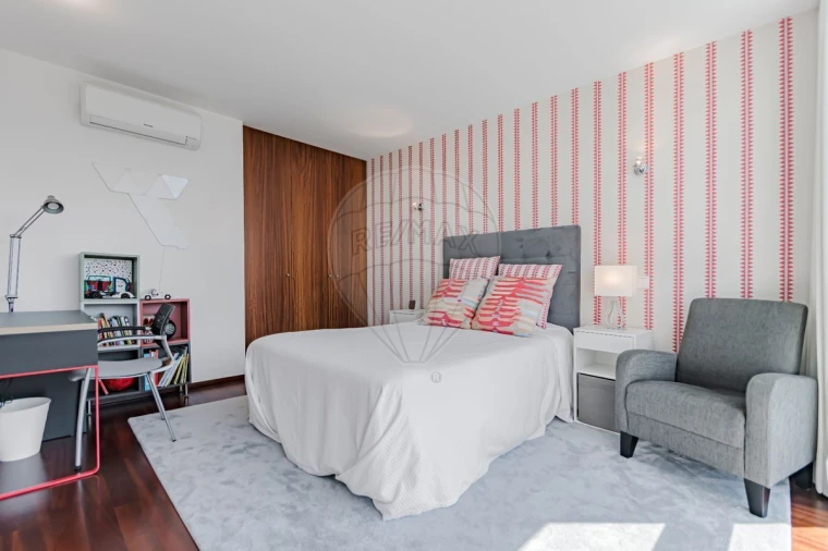 Moradia T4 para Venda em Carcavelos e Parede Foto 18