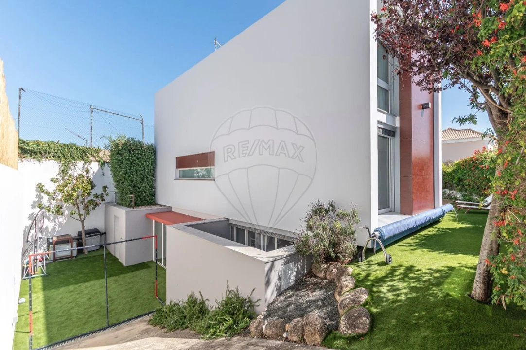 Moradia T4 para Venda em Carcavelos e Parede Foto 34