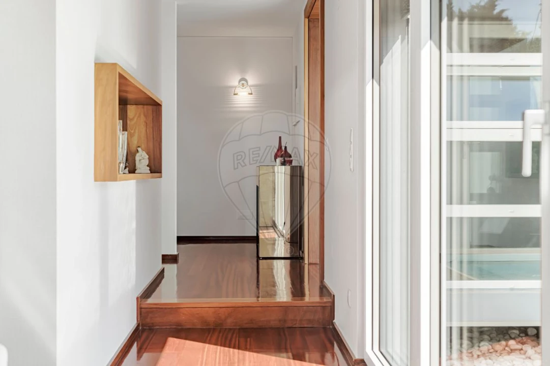 Moradia T4 para Venda em Carcavelos e Parede Foto 28