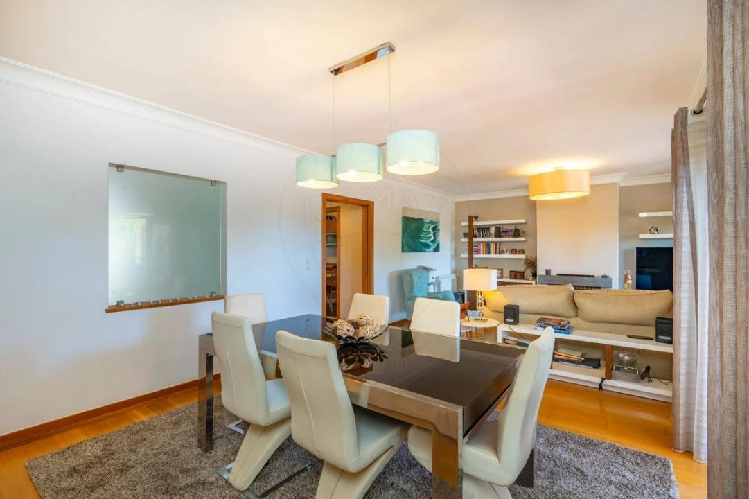 Moradia T3 para Venda em Queluz e Belas Foto 8