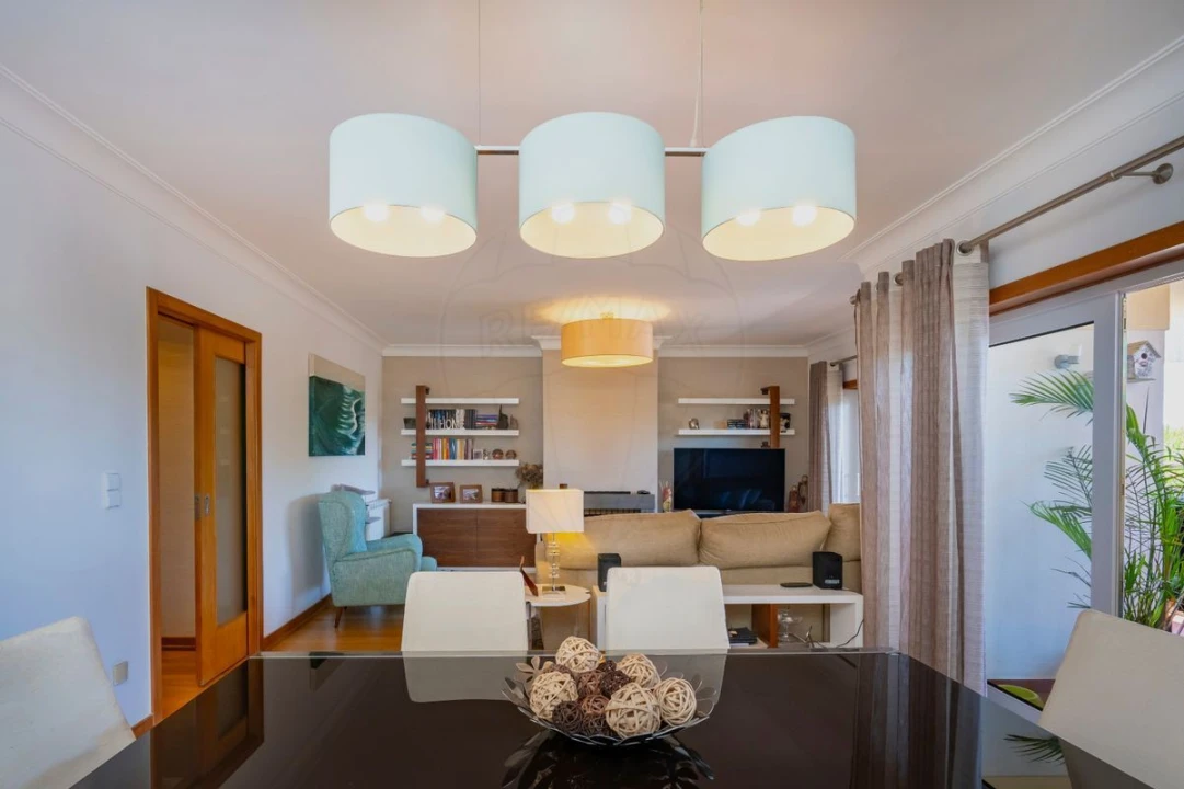 Moradia T3 para Venda em Queluz e Belas Foto 10