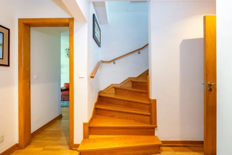 Moradia T3 para Venda em Queluz e Belas Foto 36