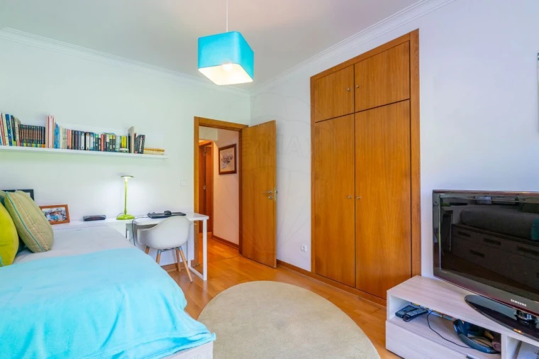 Moradia T3 para Venda em Queluz e Belas Foto 32