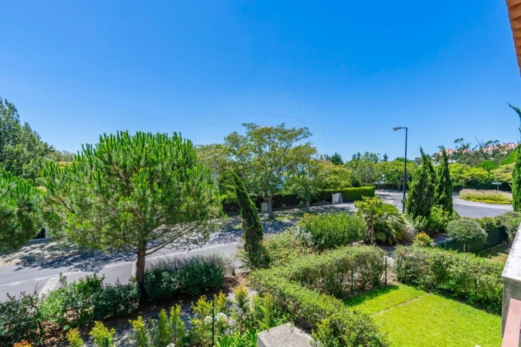 Moradia T3 para Venda em Queluz e Belas Foto 17