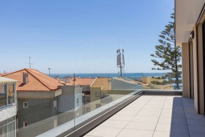 Apartamento T3 para Venda em Carcavelos e Parede