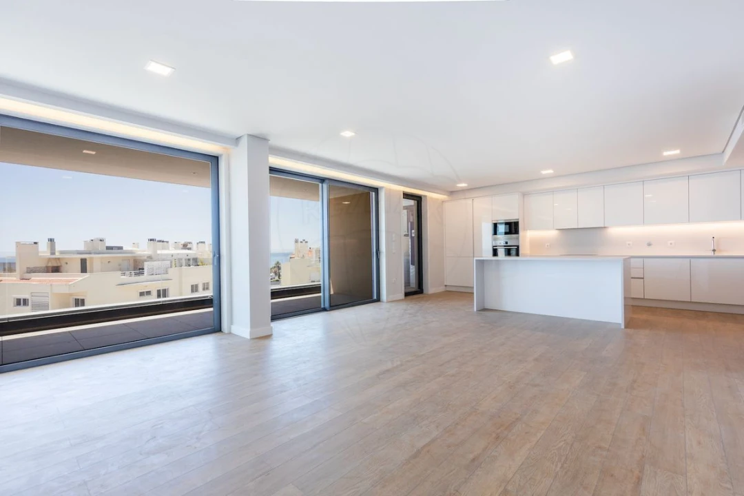 Apartamento T3 para Venda em Carcavelos e Parede Foto 6