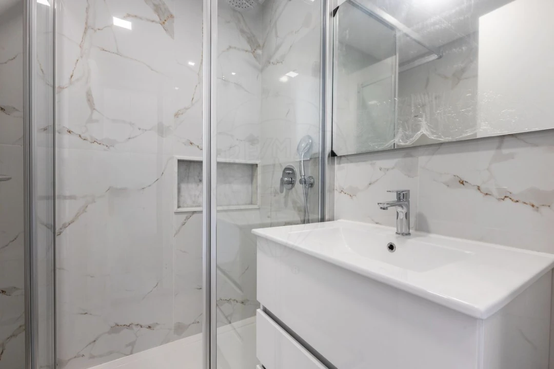 Apartamento T3 para Venda em Carcavelos e Parede Foto 14