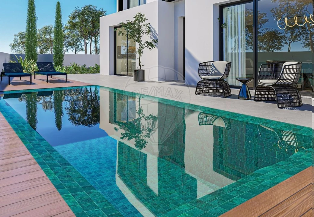 Moradia T4 para Venda em Santa Maria, São Pedro e Matacães Foto 11