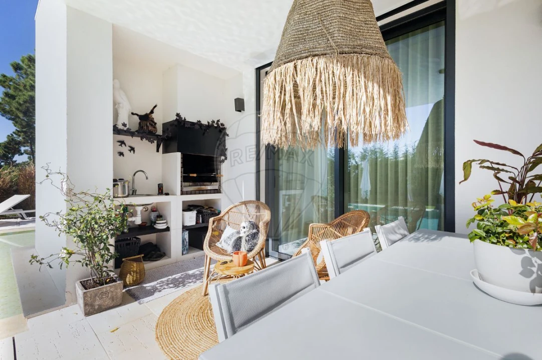 Moradia T4 para Venda em Charneca de Caparica e Sobreda Foto 28