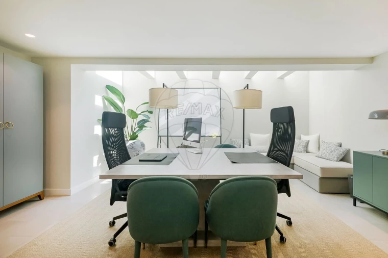 Moradia T4 para Venda em Charneca de Caparica e Sobreda Foto 16