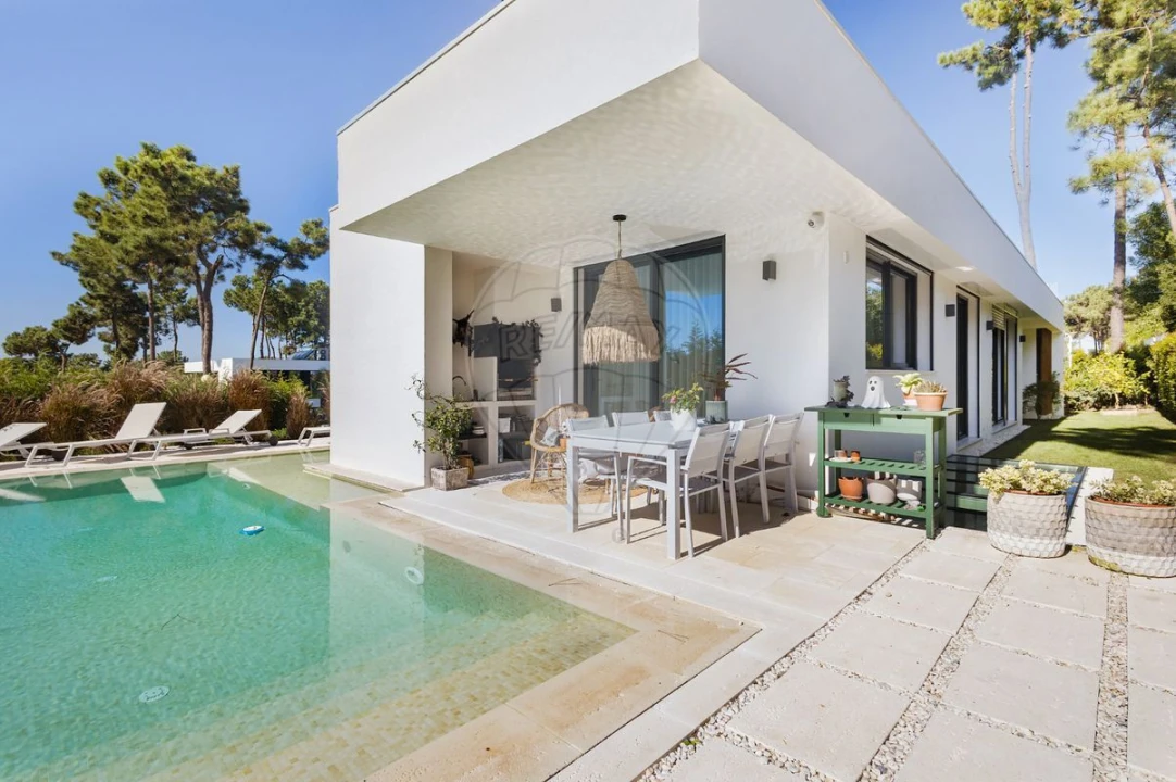 Moradia T4 para Venda em Charneca de Caparica e Sobreda Foto 29