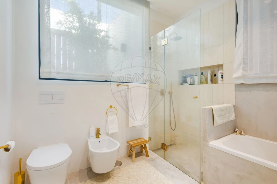 Moradia T4 para Venda em Charneca de Caparica e Sobreda Foto 25