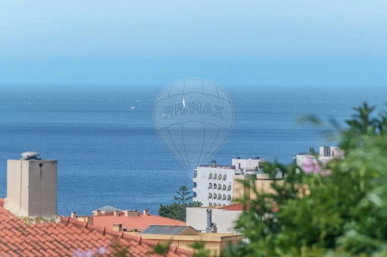 Apartamento T5 para Venda em Carcavelos e Parede Foto 28