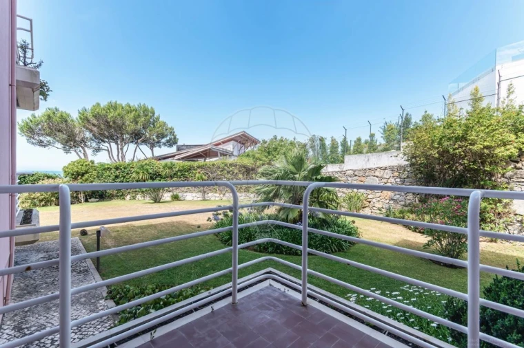 Apartamento T5 para Venda em Carcavelos e Parede Foto 15