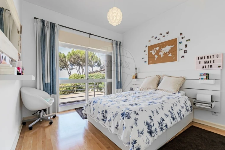Apartamento T5 para Venda em Carcavelos e Parede Foto 20