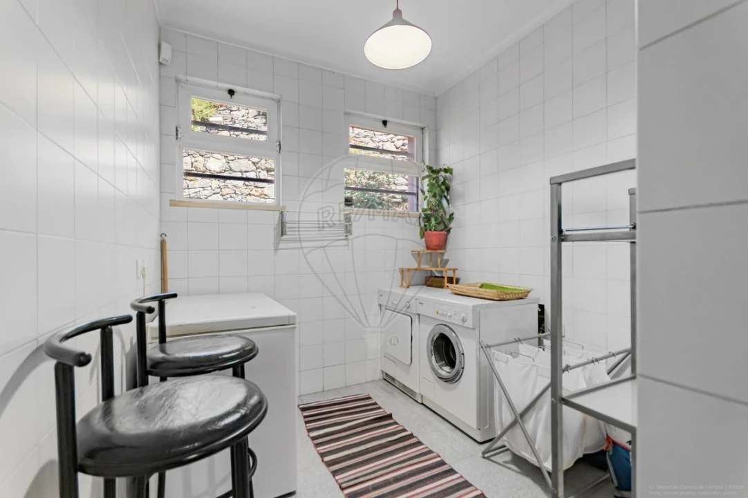 Apartamento T5 para Venda em Carcavelos e Parede Foto 26