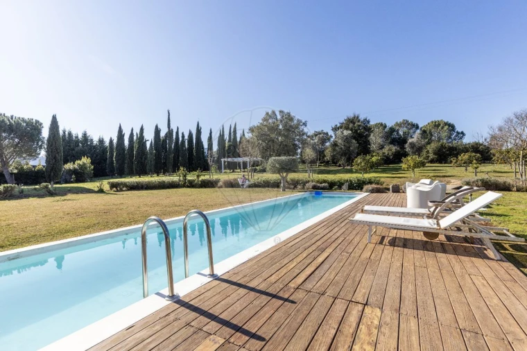 Moradia T4 para Venda em Nossa Senhora da Vila, Nossa Senhora do Bispo e Silveiras Foto 8