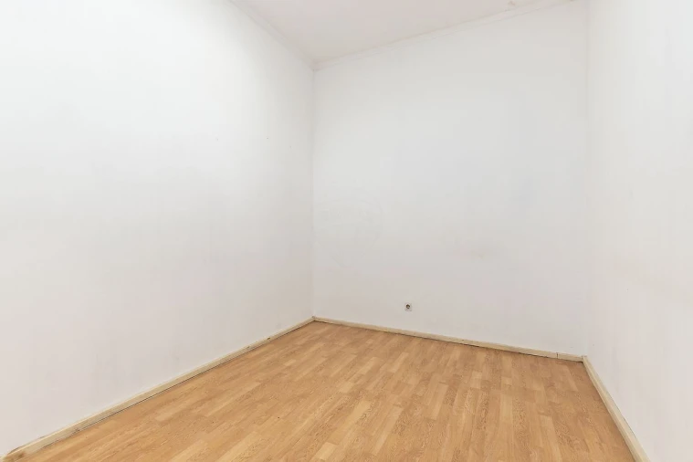 Loja para Venda em Algés, Linda-A-Velha e Cruz Quebrada-Dafundo Foto 12