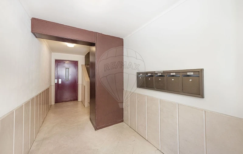 Apartamento T2 para Venda em Oeiras e São Julião da Barra, Paço de Arcos e Caxias Foto 29