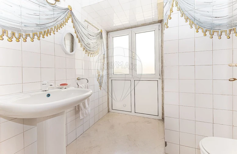 Apartamento T2 para Venda em Oeiras e São Julião da Barra, Paço de Arcos e Caxias Foto 21