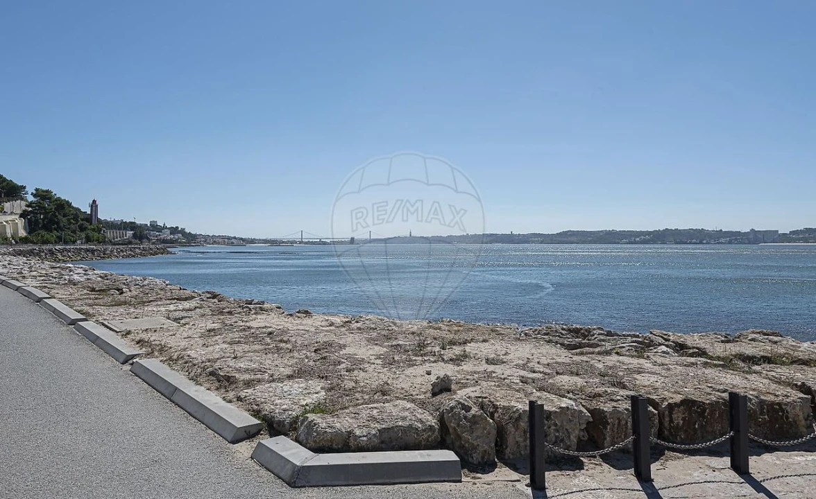 Apartamento T2 para Venda em Oeiras e São Julião da Barra, Paço de Arcos e Caxias Foto 35