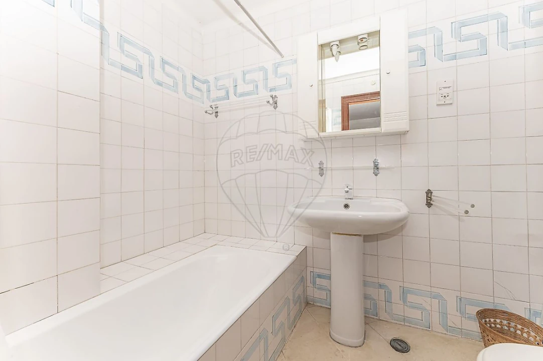 Apartamento T2 para Venda em Oeiras e São Julião da Barra, Paço de Arcos e Caxias Foto 28