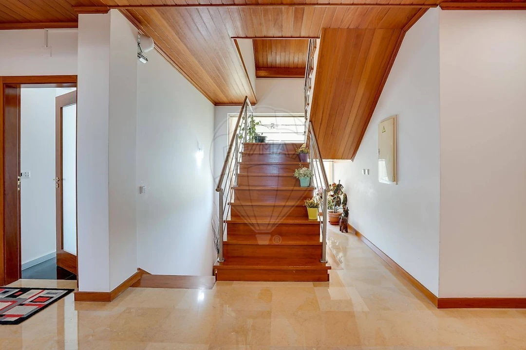 Moradia T7 para Venda em Alhandra, São João dos Montes e Calhandriz Foto 10