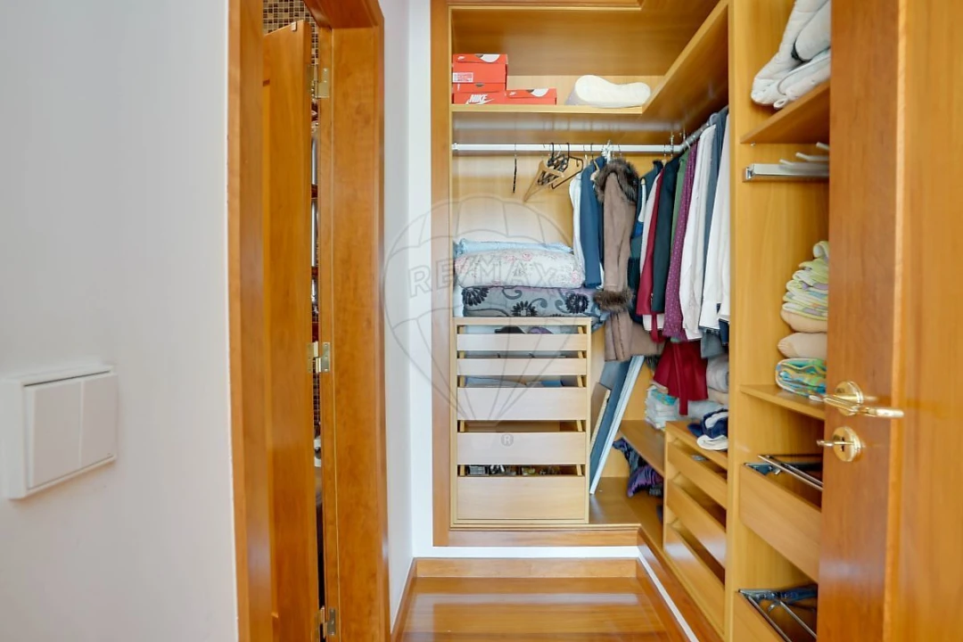 Moradia T7 para Venda em Alhandra, São João dos Montes e Calhandriz Foto 19