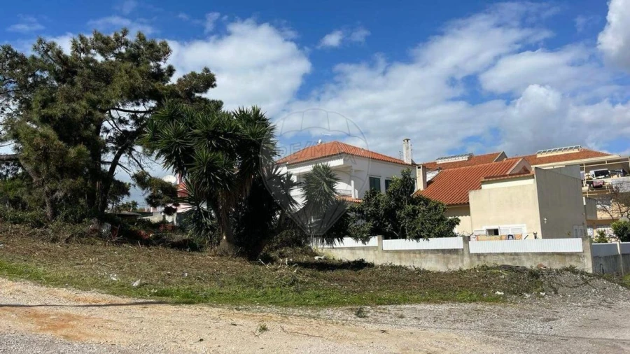 Terreno para Venda em Caparica e Trafaria Foto 2