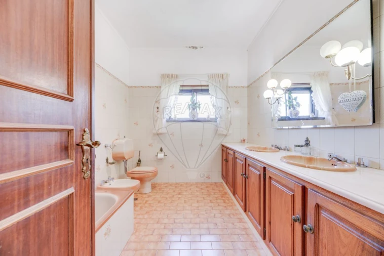 Moradia T4 para Venda em Cascais e Estoril Foto 4