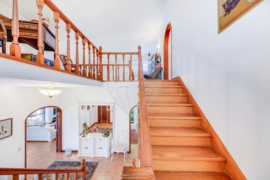 Moradia T4 para Venda em Cascais e Estoril Foto 16