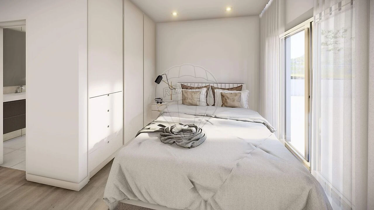 Apartamento T2 para Venda em Covilhã e Canhoso Foto 37