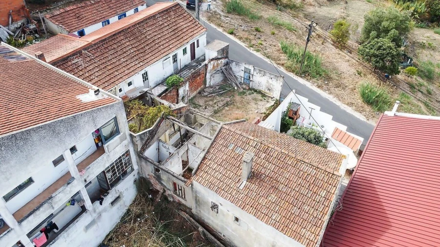 Moradia T2 para Venda em Pontinha e Famões Foto 10