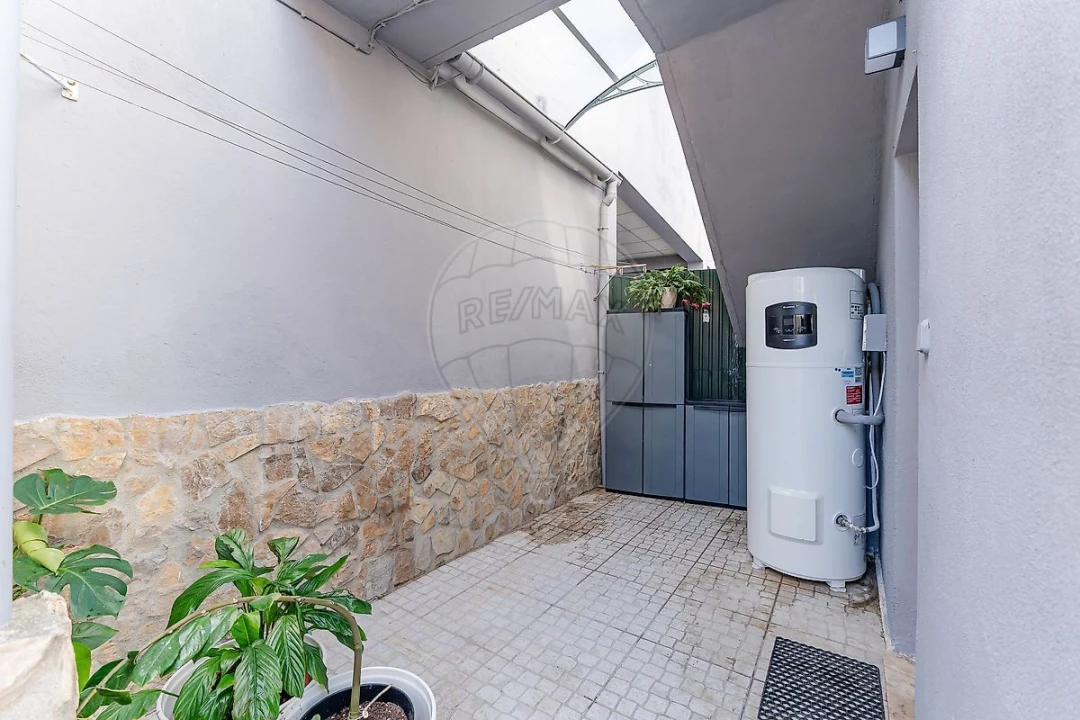 Moradia T4 para Venda em Alhandra, São João dos Montes e Calhandriz Foto 10