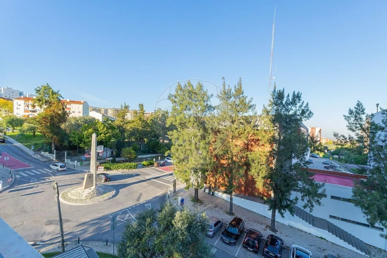 Apartamento T3 para Venda em Póvoa de Santa Iria e Forte da Casa Foto 21