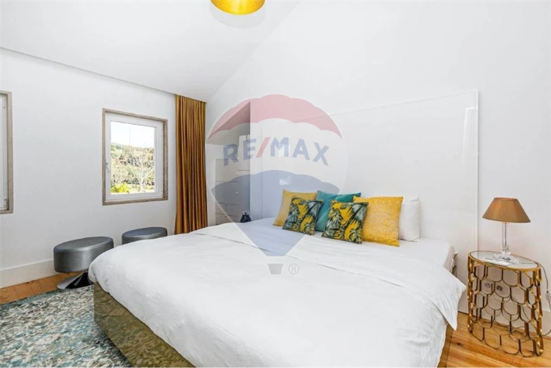 Moradia T11 para Venda em Santa Maria e São Miguel, São Martinho, São Pedro Penaferrim Foto 32