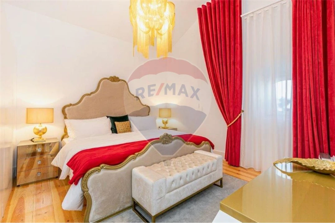 Moradia T11 para Venda em Santa Maria e São Miguel, São Martinho, São Pedro Penaferrim Foto 7