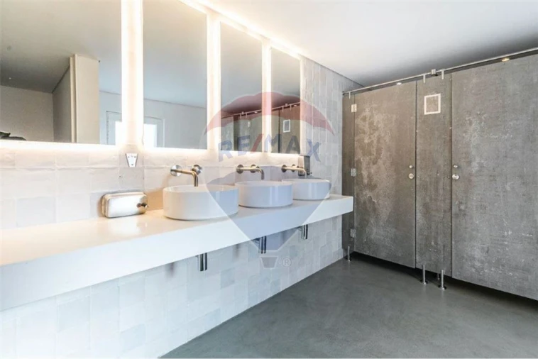 Moradia T11 para Venda em Santa Maria e São Miguel, São Martinho, São Pedro Penaferrim Foto 43